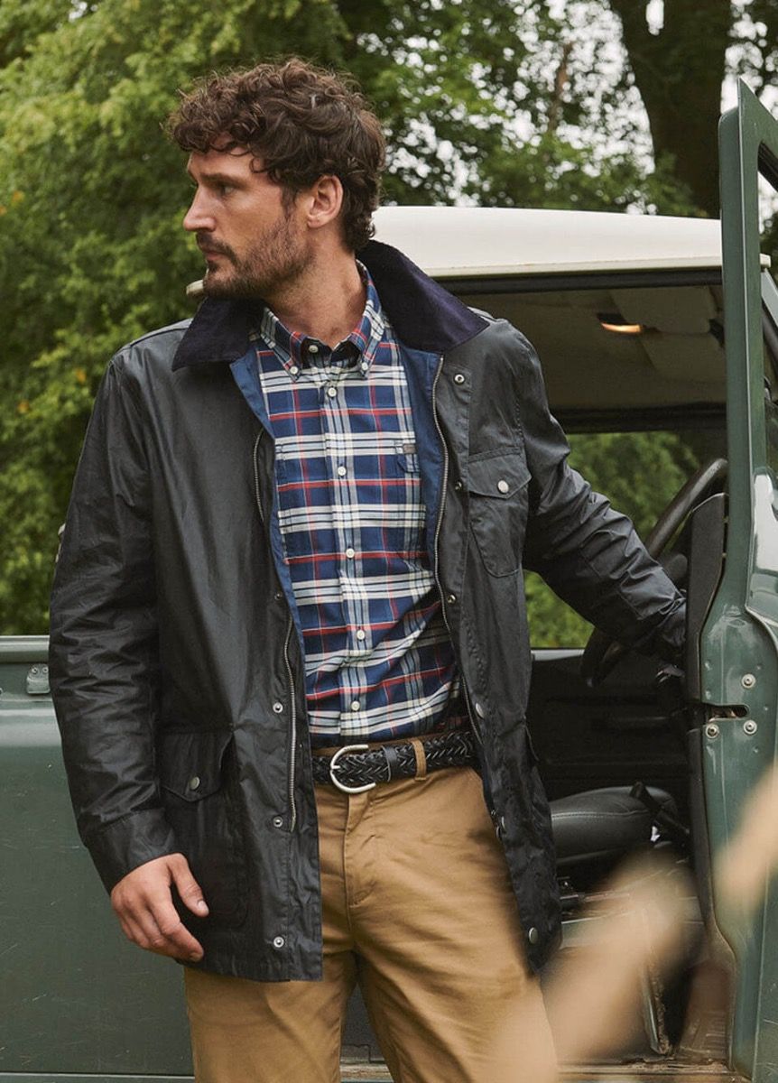 Barbour: Tradición Británica en Moda de Lujo